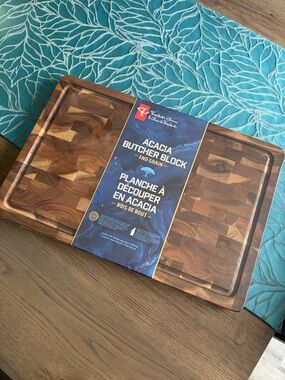 President’s Choice Acacia Butcher Block End Grain Cutting Board - Dark Wood